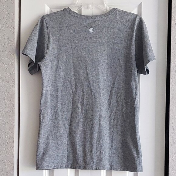 Life Is Good Solid Gray Classic Fit Women's Tee Size S - Picture 4 of 9